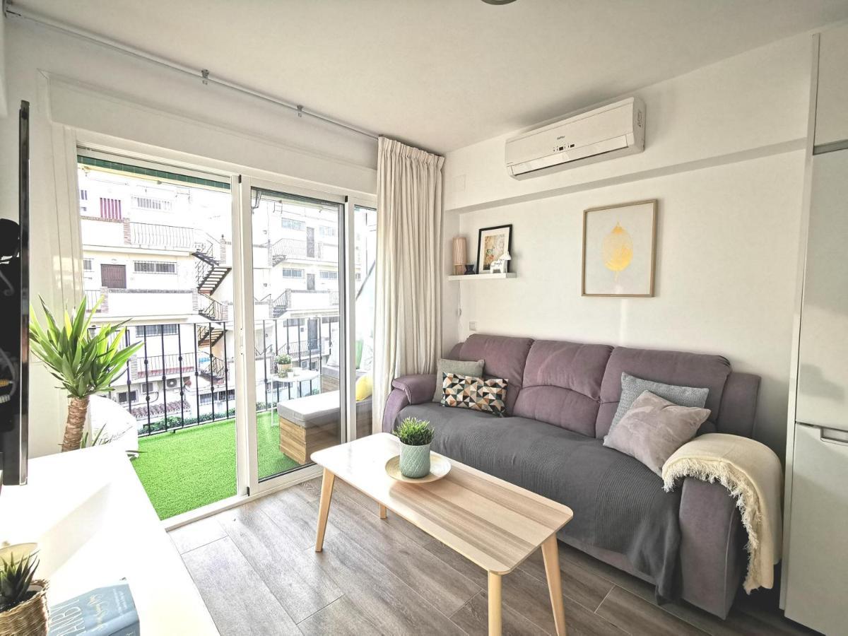 Lido Beachfront Apartment *